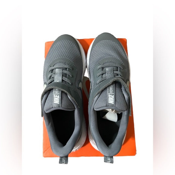 Nike Revolution 5 PSV LITTLE KID - Picture 5 of 6